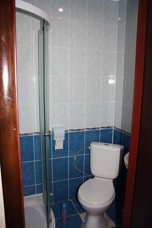 Motel Pid Strihoyu Kremenchuk Habitación foto