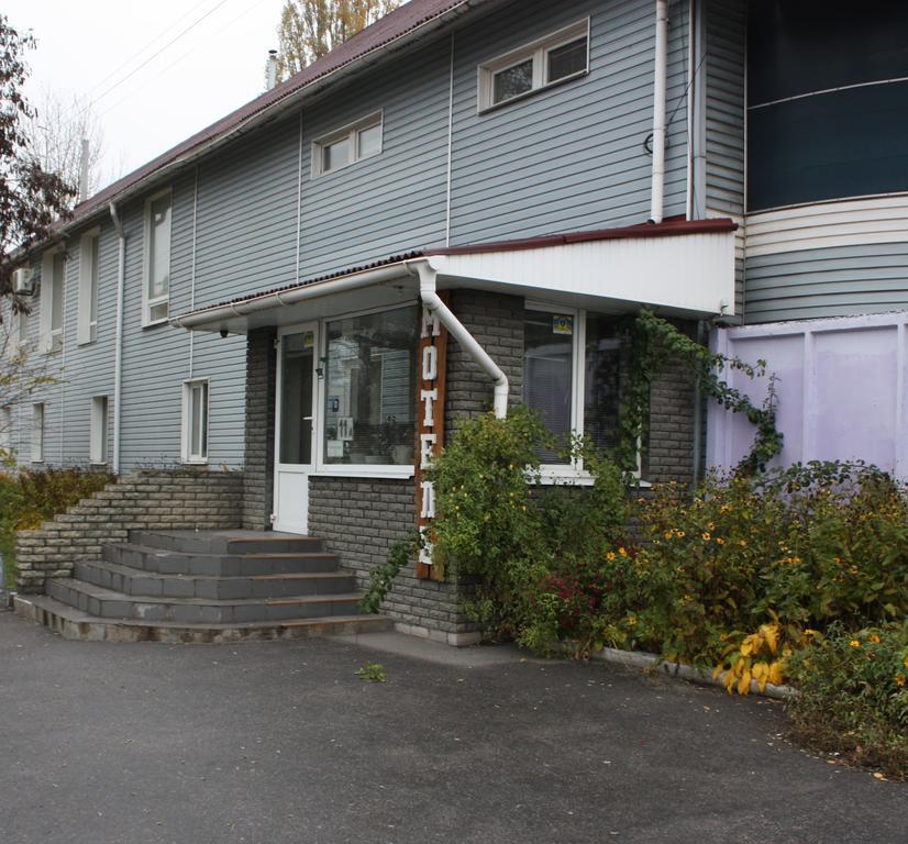 Motel Pid Strihoyu Kremenchuk Exterior foto