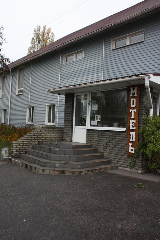Motel Pid Strihoyu Kremenchuk Exterior foto